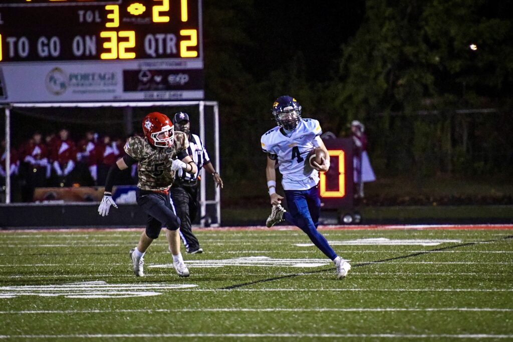Football: Streetsboro runs away from Roosevelt late in Fincham's return to Kent